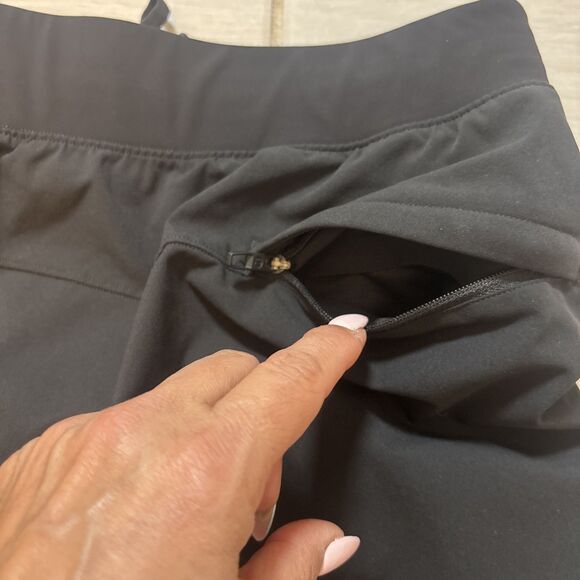 LULULEMON Linerless Men’s Large Black Shorts 5” Inseam athletic Gym - Picture 4 of 8